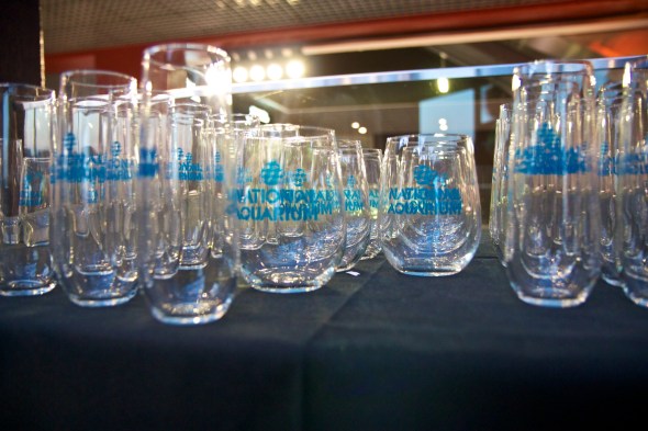 national aquarium, glass