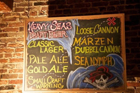 IMG_4724 heavy seas alehouse, joe sterne photography, heavy seas