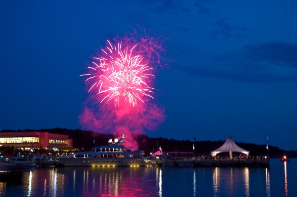 tumbler tour, fireworks, joe sterne photography, gaylord national