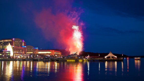 tumbler tour, fireworks, joe sterne photography, gaylord national