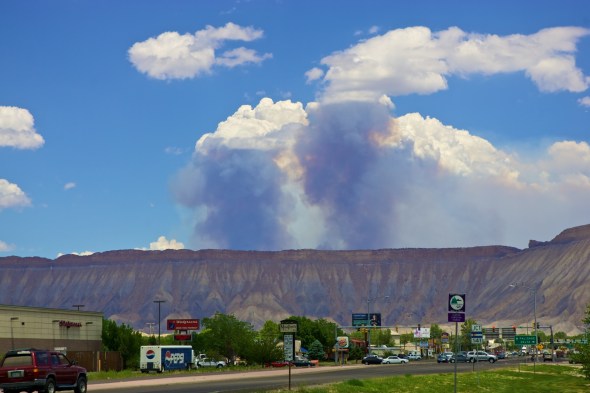 Joe Sterne photography,c2c12,roadtrip,colorado, i-70,Pine Ridge wildfire,