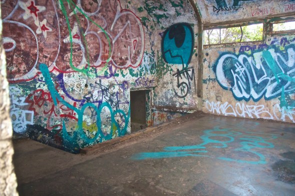 Joe Sterne Photography, hawk hill, san francisco, california, battery 129, abandoned military base