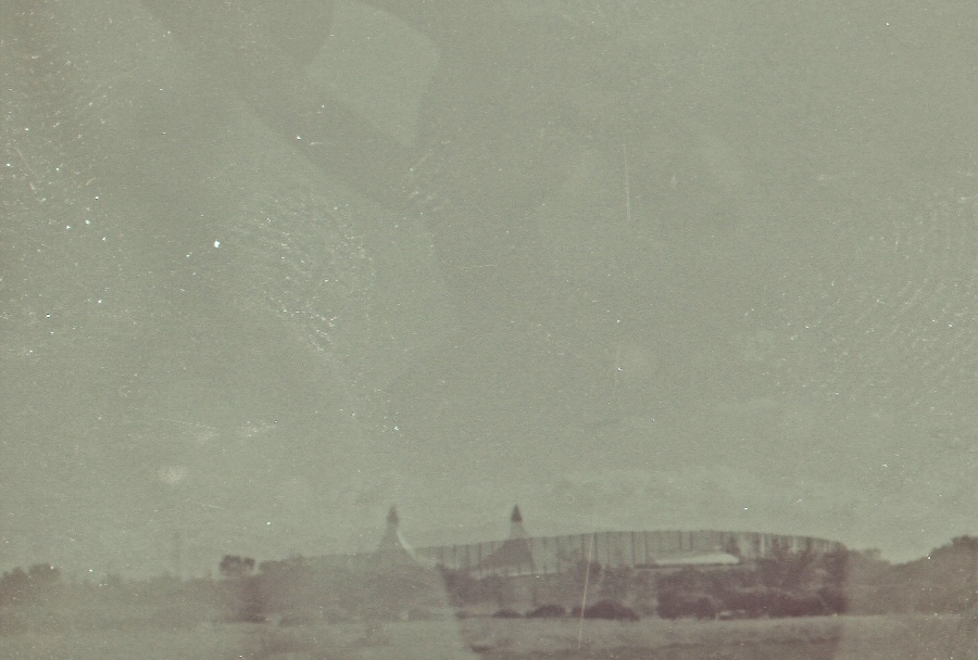 joe sterne photography, black and white film, color negative, lomography