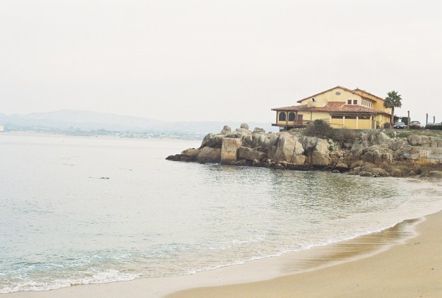Joe Sterne Photography, Kodak iso800, 35mm film, canon ae-1,Monterey, CA, beach, west coast