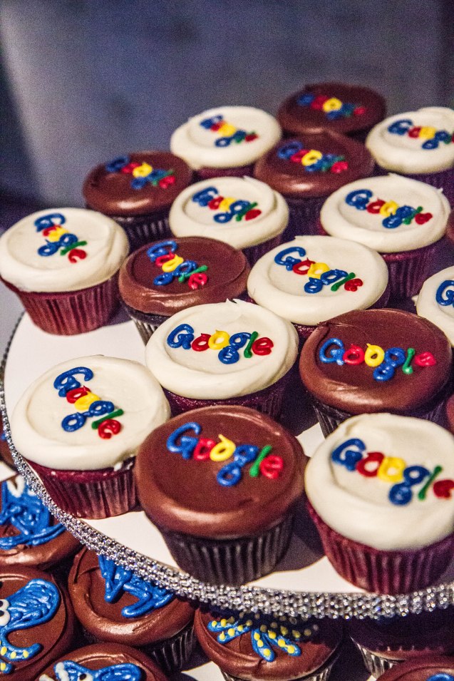 joe Sterne, google+, san francisco, california academy of sciences, google local, aquarium, cupcakes